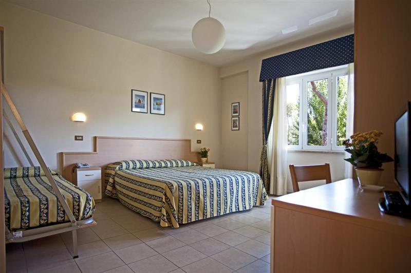 Hotel Venezia Marina di Pietrasanta Zimmer foto