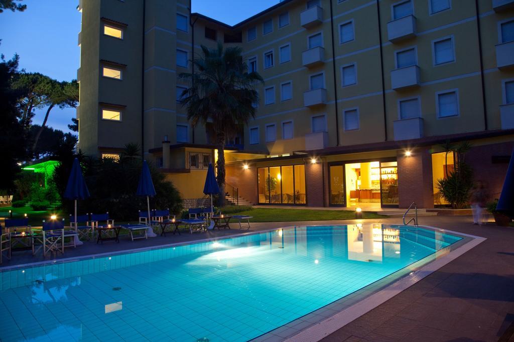 Hotel Venezia Marina di Pietrasanta Exterior foto